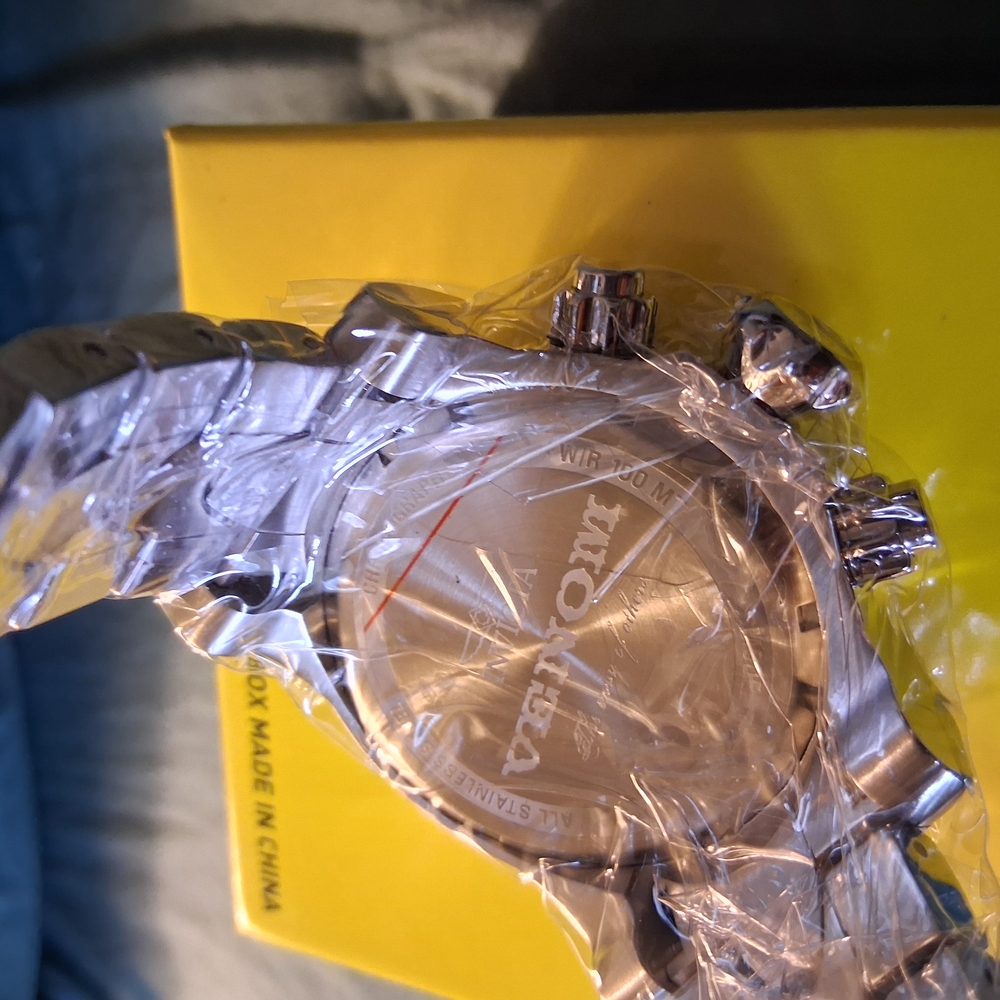 New Invicta venom Chronograph Watch - Picture 11 of 16